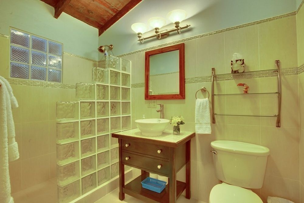 Caribbean Shores Bed & Breakfast Dangriga Eksteriør bilde