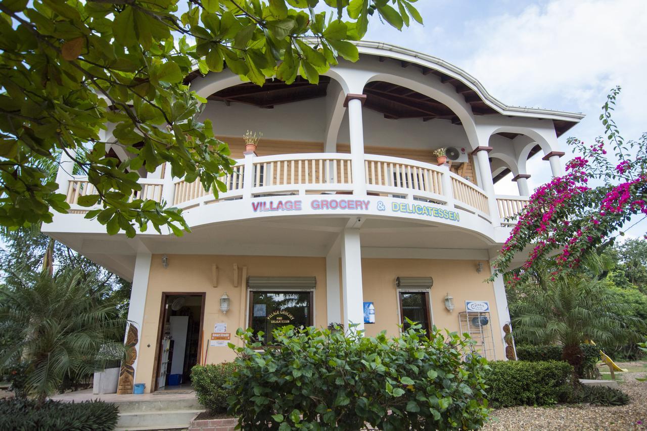 Caribbean Shores Bed & Breakfast Dangriga Eksteriør bilde